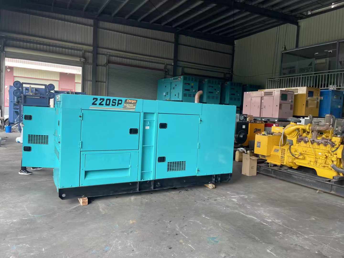 肃宁800kW 柴油发电机的输出电流波动范围是多少？