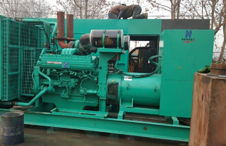 肃宁发电机组如何判断水冷式机油散热器内部是否需要清洗？